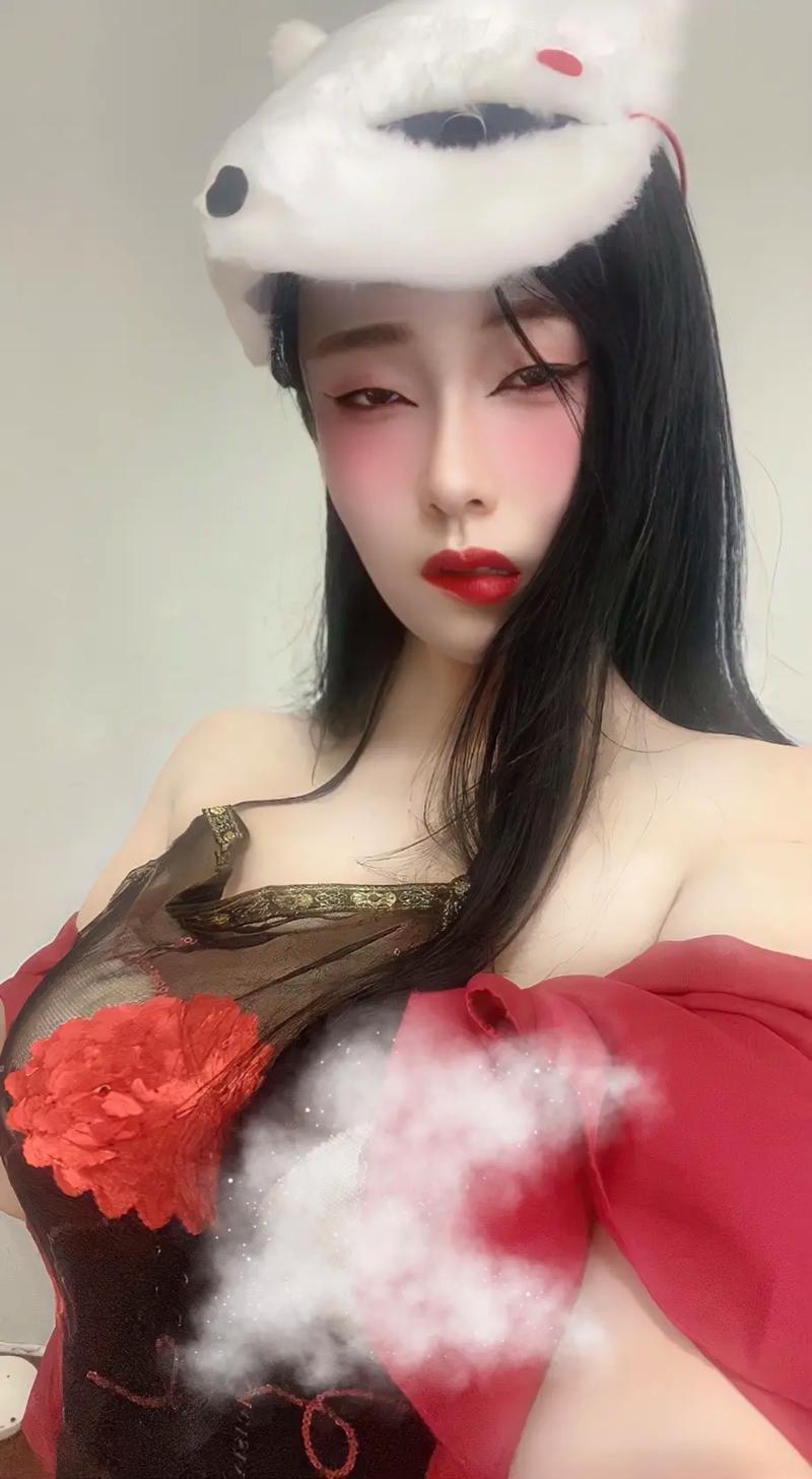 什么八字女人是狐狸精_狐狸精女人的八字_狐狸精命理