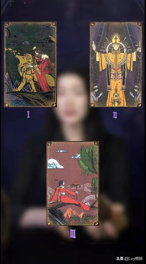 女祭司塔罗牌象征意义_女祭司塔罗牌义解析_塔罗牌女祭司图片