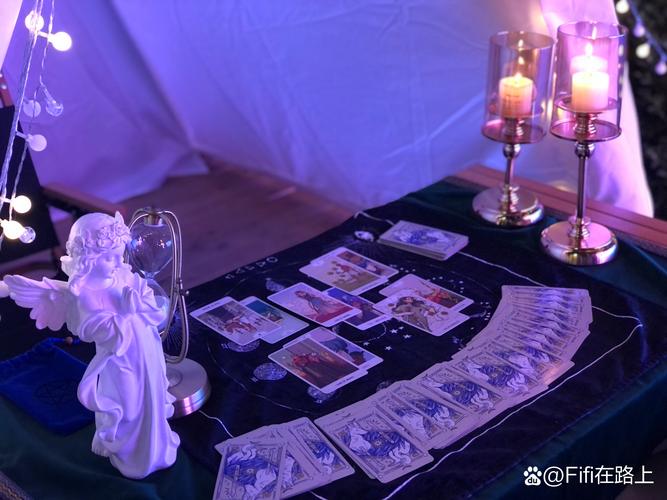 塔罗摆摊占卜_塔罗牌怎么占卜星座_塔罗牌占卜骗局套路