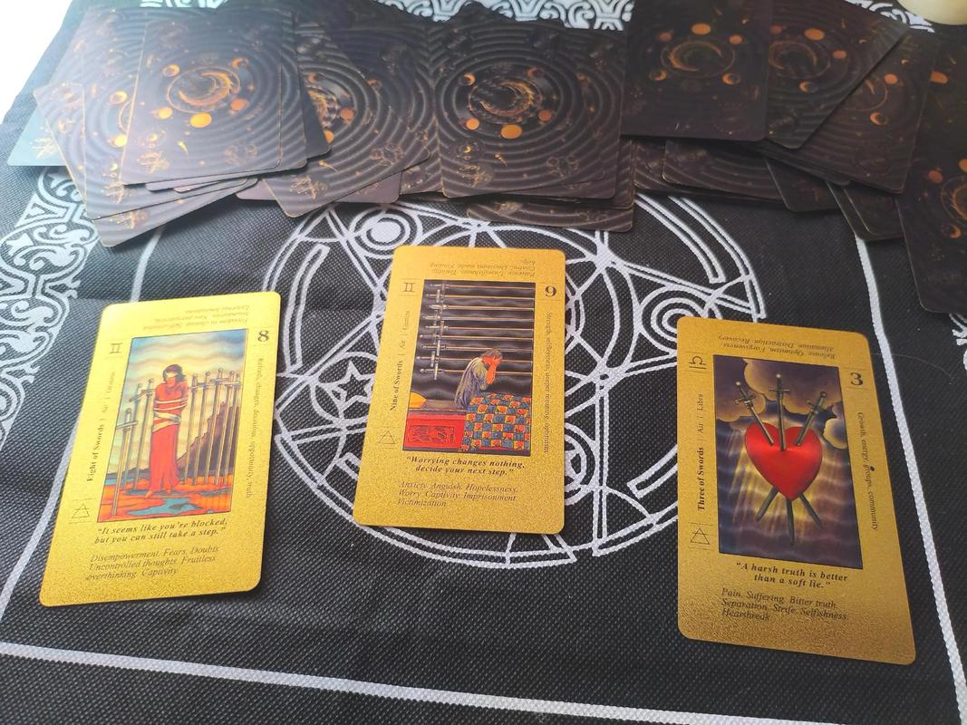 托特塔罗牌78长图片_权杖四正位塔罗牌解读_塔罗牌相信与妄想