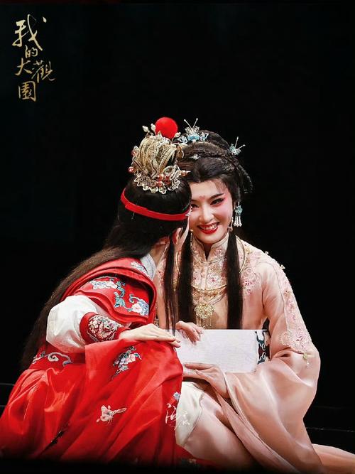 梦见自己表演_梦见登台演出_梦见登台演出财运