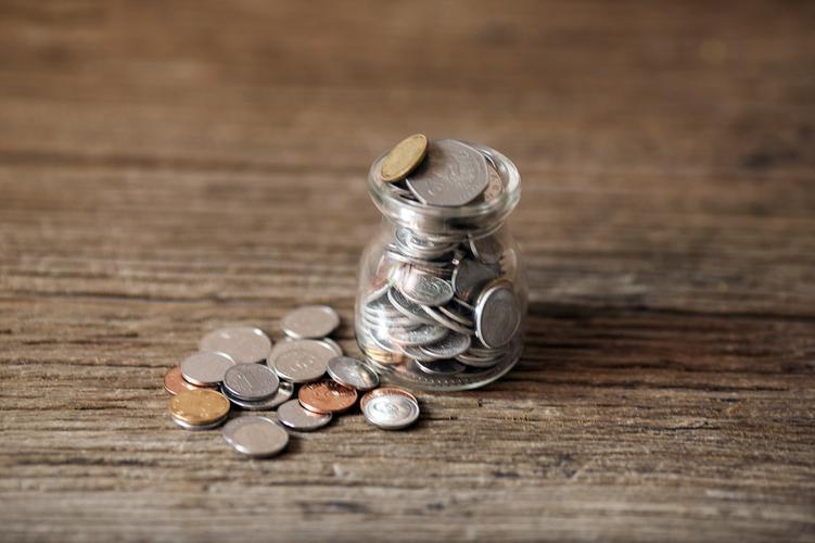 孕妇捡硬币解梦_孕妇梦见捡硬币是什么意思_梦见孕妇捡硬币