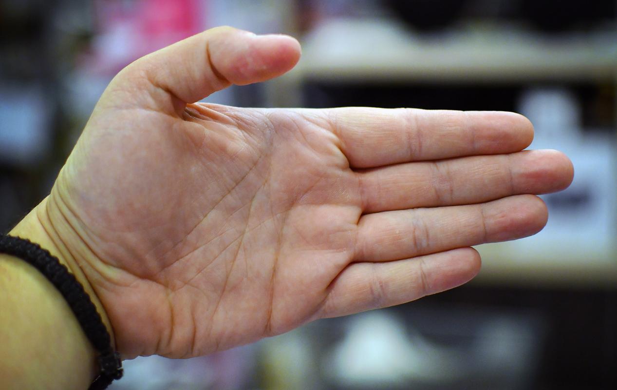 单横掌纹 断掌 遗传_姓名测试缘分配对