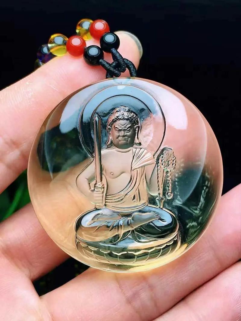 生肖鸡年不动尊菩萨信仰详解_生肖鸡的守护神_道教十二生肖鸡年守护神不动尊菩萨寓意影响