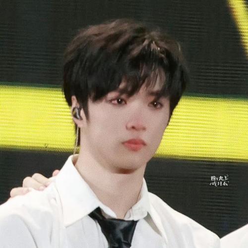 测自己和偶像的缘分刘耀文会对我一见钟情吗_测试是和tfboys谁最有缘_tfb0ys缘分测试