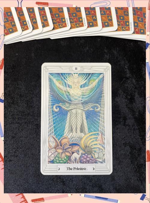 女教宗塔罗牌解读_女祭司塔罗牌象征意义_韦特塔罗牌和经典塔罗牌