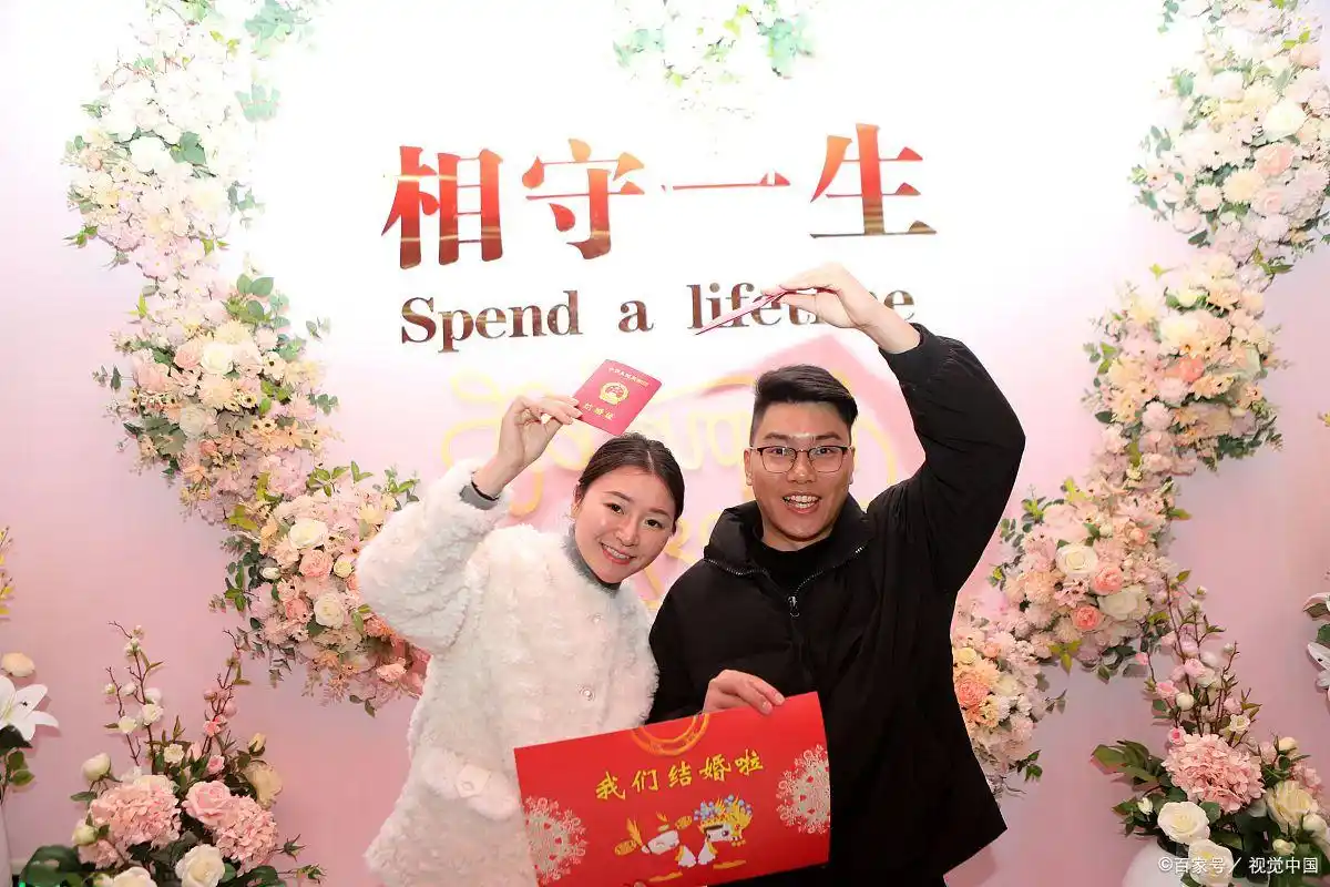 八字命盘怎么看感情_八字婚姻宫详解_八字命理婚姻分析